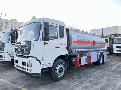 天錦12.7方油罐車(chē)