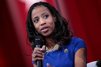 Rep. Mia Love (R-UT) — Photo credit: Gage Skidmore, Flickr, cc 2.0 (https://www.flickr.com/photos/gageskidmore/16666921212)