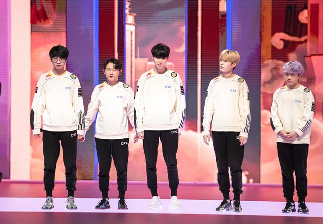 DRX at Worlds 2020 From left to right: Doran ∙ Pyosik ∙ Chovy ∙ Deft ∙ Keria