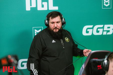 zonic coaching Team Vitality at PGL Major Antwerp 2022: European RMR A