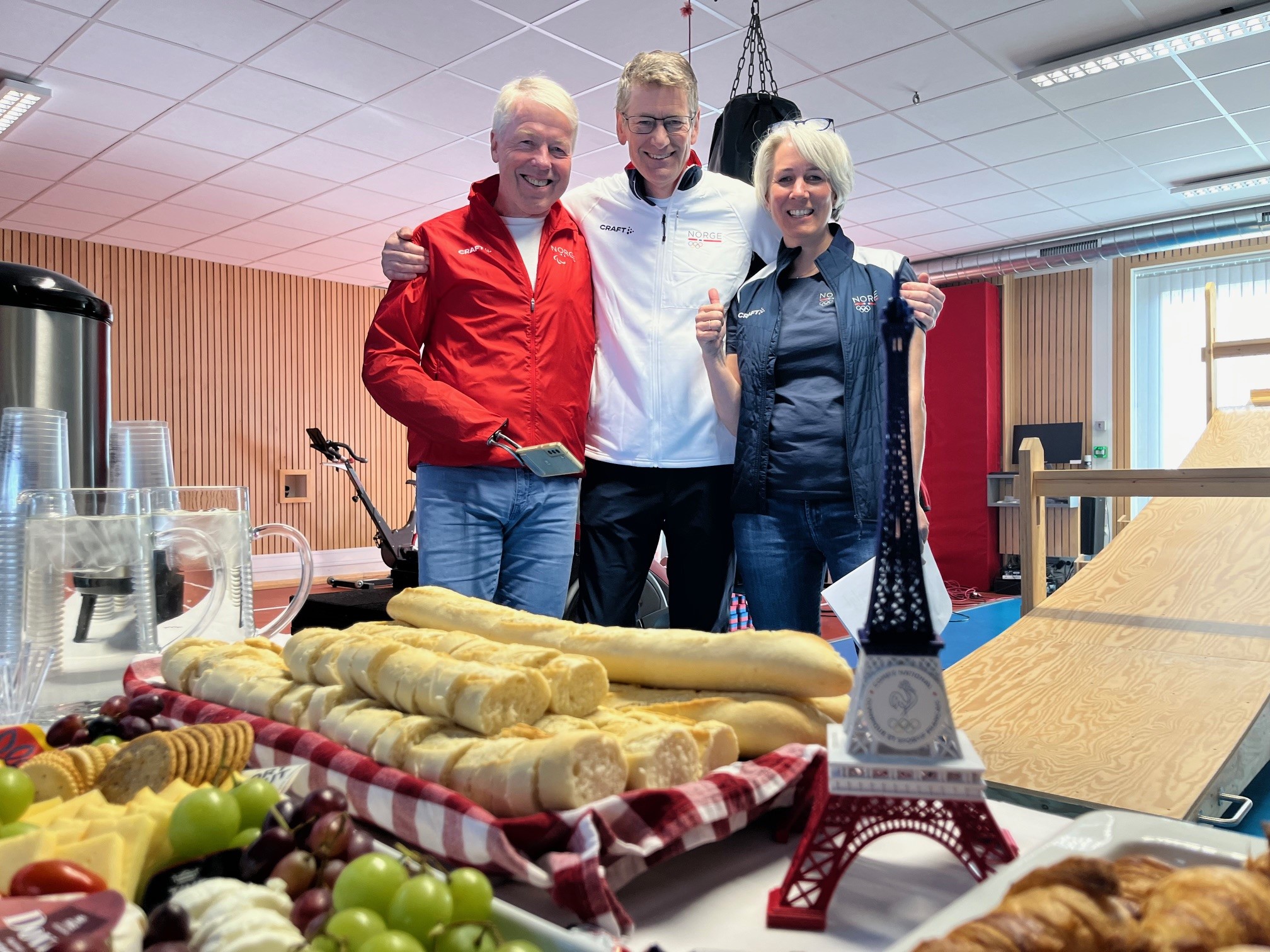 Pressemøte: Olympiatoppen hadde pressemøte i anledning 100 dager til OL/133 dager til Paralympics. Bidragsytere fra Olympiatoppen var (fra v.) Cato Zahl Pedersen, Tore Øvrebø og Hanne Staff. (Foto: Halvor Lea)