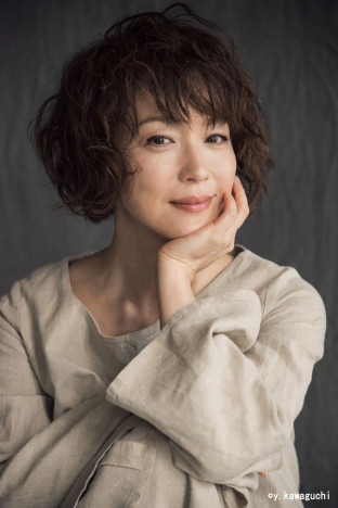 若村麻由美、鈴木京香の代役でドラマ主演