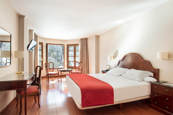 abba_xalet_suites_hotel_habitacion_abba_3.jpg