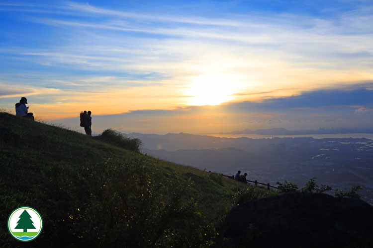 Sunset at Tai Mo Shan