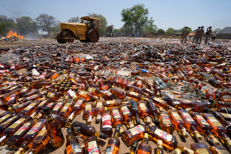 India illicit liquor