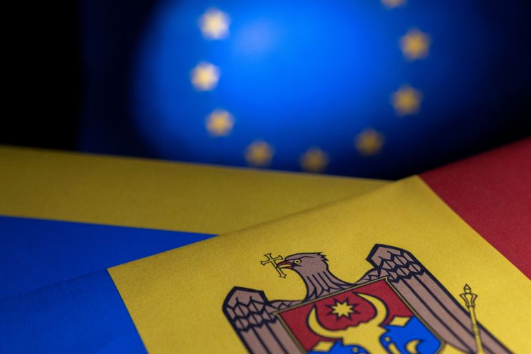 EU, Ukraine, Moldova flags