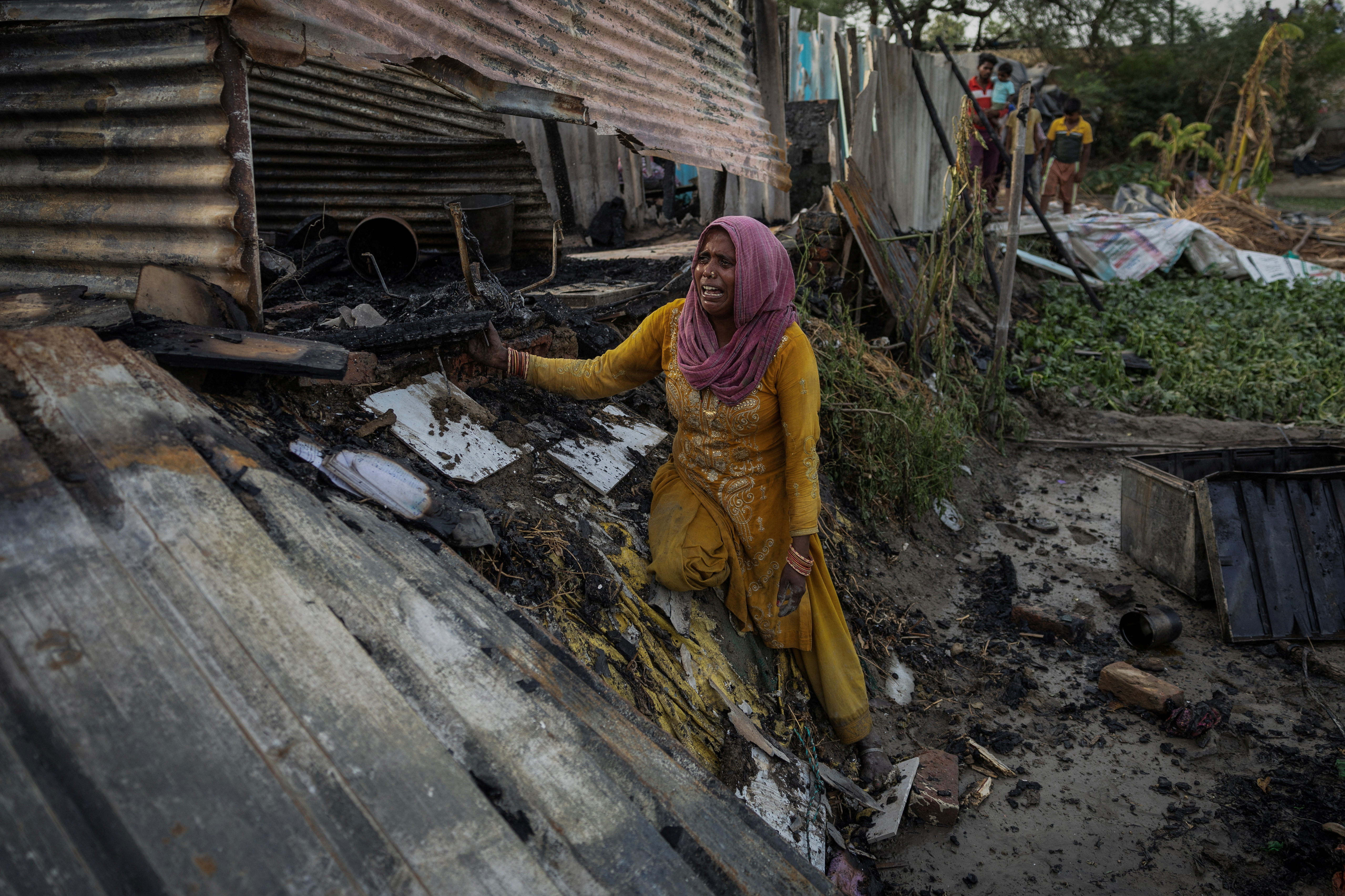 Record heat, surging fires push Delhi's firefighters to the brink