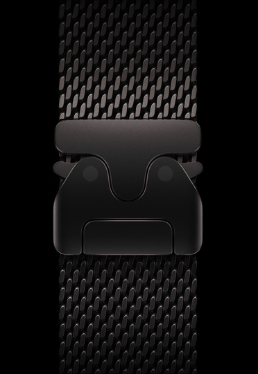 The new Titanium Milanese loop seen from the profile.