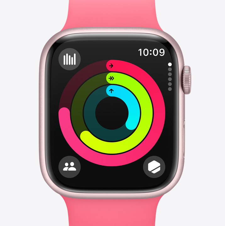 Les anneaux Bouger, M’entraîner et Me lever à différents stades de progression dans l’app Activité sur une Apple Watch Series 9.