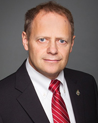 Headshot of Kevin Lamoureux