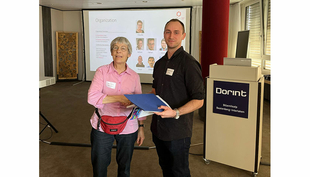 Mihai-Ovidiu Degeratu receives award at the CHanalysis24 conference from Dr. Veronika R. Meyer (photo: Jens Abery Jacobsen)