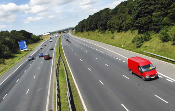 How to drive safely on the motorway