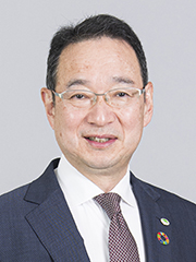 取締役社長　山本　二雄