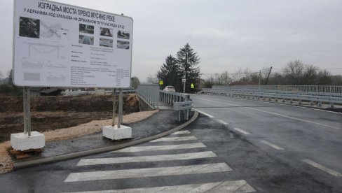 KAO AVIONSKA PISTA: Pogledajte kako izgleda most koji je bio uništen u poplavama kod Kraljeva - Obećanje ispunjeno i pre roka (FOTO)