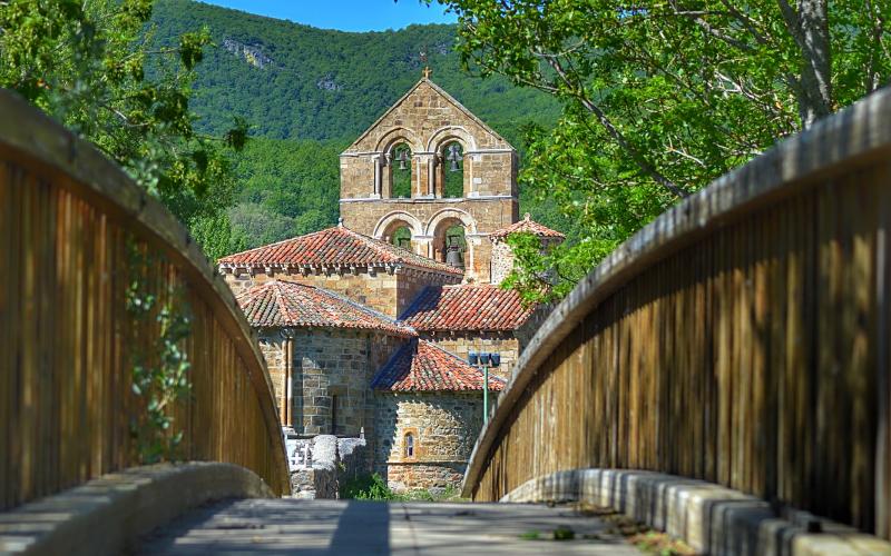 Iglesia de San Salvador de Cantamuda