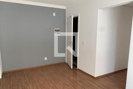 Sala de apartamento à venda com 2 quartos, 49m² em São Pedro, Osasco