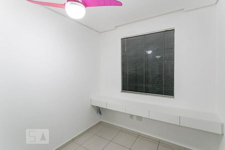 Quarto 1 de apartamento para alugar com 2 quartos, 65m² em Castelo, Belo Horizonte