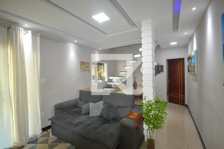 Sala de casa para alugar com 3 quartos, 80m² em Centro, Belford Roxo