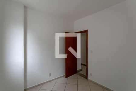 Quarto 1 de apartamento para alugar com 2 quartos, 120m² em Castelo, Belo Horizonte