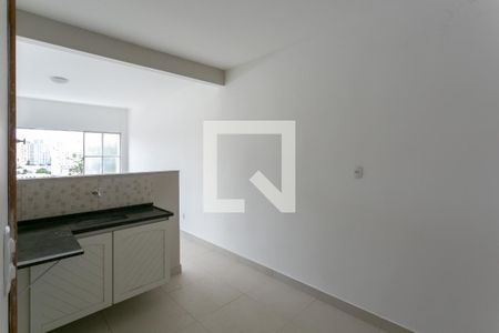 Cozinha de kitnet/studio para alugar com 1 quarto, 24m² em Carlos Prates, Belo Horizonte