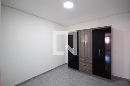 Quarto 1 de casa à venda com 2 quartos, 150m² em Jardim Roberto, Osasco