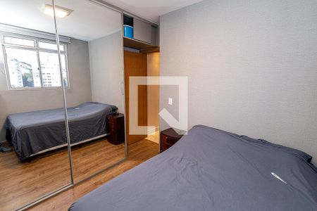 Quarto 1 de apartamento para alugar com 2 quartos, 60m² em Castelo, Belo Horizonte