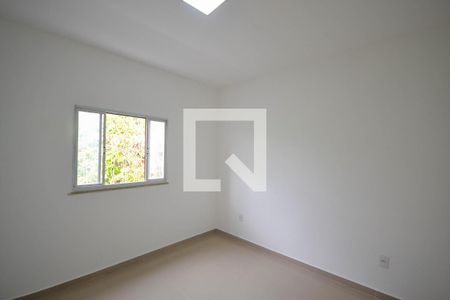 Quarto 1 de casa para alugar com 2 quartos, 68m² em Heliópolis, Belford Roxo