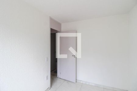 Quarto 1 de apartamento para alugar com 2 quartos, 48m² em Parque Sao Vicente, Belford Roxo