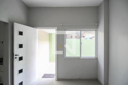 Sala de casa para alugar com 1 quarto, 40m² em Das Graças, Belford Roxo