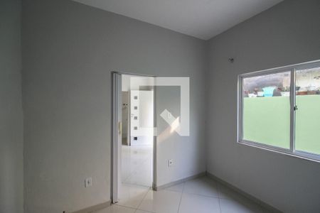 Quarto de casa para alugar com 1 quarto, 40m² em Das Graças, Belford Roxo