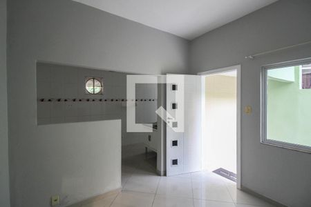 Sala de casa para alugar com 1 quarto, 40m² em Das Graças, Belford Roxo