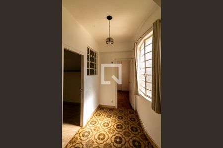 Corredor de apartamento para alugar com 2 quartos, 64m² em Lourdes, Belo Horizonte