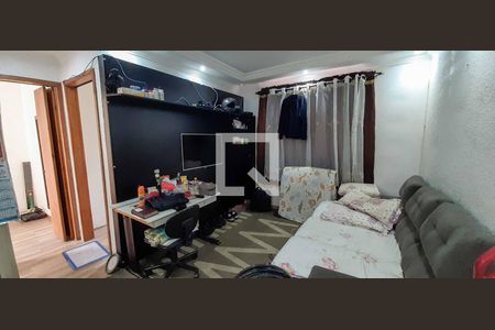 Sala de apartamento à venda com 2 quartos, 45m² em São Pedro, Osasco