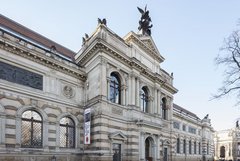 Gebäude des Albertinum von außen