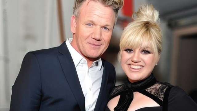 Kelly Clarkson Gordon Ramsay at Taste for a Cure