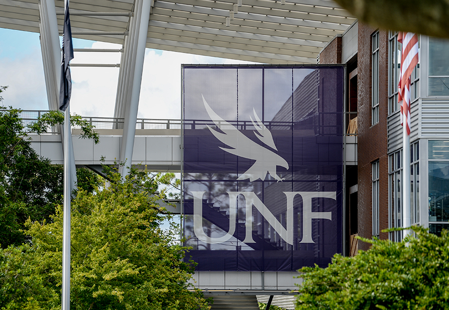 UNF banner