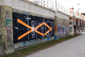 Graffiti lungo il canale del Danubio