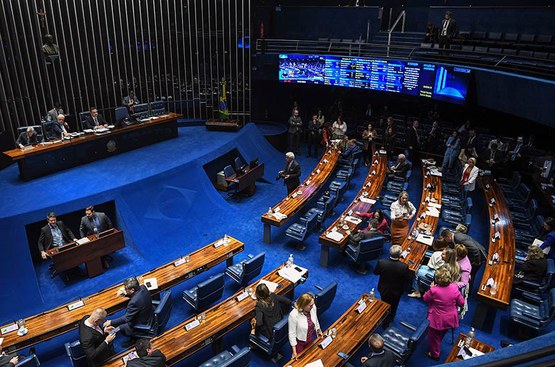 Mesa: 
senador Jaime Bagattoli (PL-RO); 
líder do governo no Senado Federal, senador Jaques Wagner (PT-BA); 
presidente do Senado Federal, senador Rodrigo Pacheco (PSD-MG).