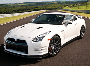 Esportivo Nissan GT-R chegar� ao mercado nacional no pr�ximo ano