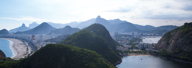 Vista da Praia Vermelha, P�o de A��car e Copacabana, no Rio