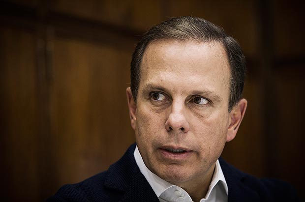 Sao Paulo, SP, BRASIL, 08-04-2017: Entrevista exclusiva para a FOLHA com o Prefeito de Sao Paulo, Joao Doria -PSDB, na sede da Prefeitura. Com popularidade em alta, Doria competa 100 dias de gestao no cargo de Prefeito (Foto: Eduardo Knapp/Folhapress, COTIDIANO).