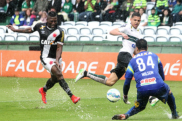 Vasco empata com Coritiba e � rebaixado no Campeonato Brasileiro