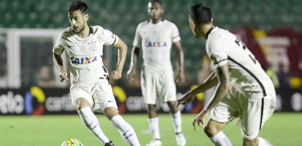 Lance de partida do Corinthians contra o Figueirense em Florian�polis