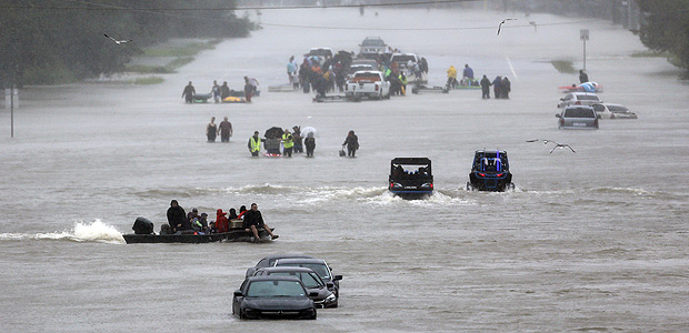 REFILE - CLARIFYING LOCATION Residents wait to be rescued from the flood waters of Tropical Storm Harvey in Beaumont Place, Houston, Texas, U.S., on August 28, 2017. REUTERS/Jonathan Bachman TPX IMAGES OF THE DAY