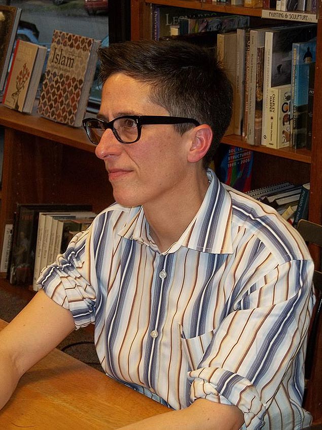 A cartunista americana Alison Bechdel