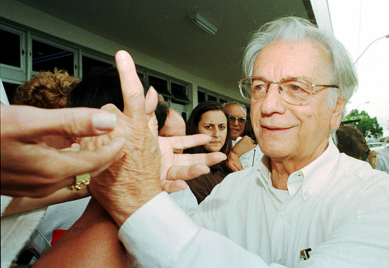 "[Itamar Franco, presidente da Rep�blica de 1992 a 1994, morre aos 81 anos em S�o Paulo]":http://fotografia.folha.uol.com.br/galerias/3410-itamar-franco 