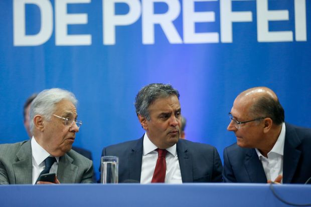 Fernando Henrique Cardoso, A�cio Neves e Geraldo Alckmin no encontro de prefeitos do PSDB em Bras�lia