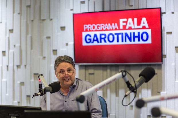 Rio de Janeiro,RJ, BRASIL; 07/04/2017 Foto do ex-Governador do Rio, Anthonny Garotinho durante a apresentacao do seu programa, Fala Garotinho, na Rádio Tupi; (Foto: Ricardo Borges/Folhapress)