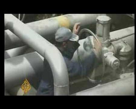 Foreign Companies Vie for Profit from Iraq's Oil