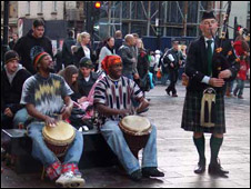 Buskers in Glasgow/Pic: Mariam Penman 